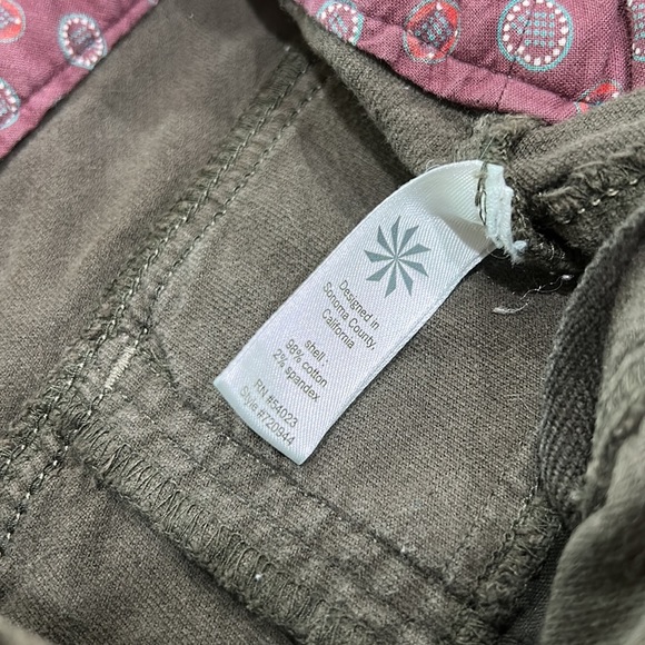 Athleta Cotton Velveteen Pencil Olive Green Skirt Velvet Women’s size 4 petite - Picture 3 of 4